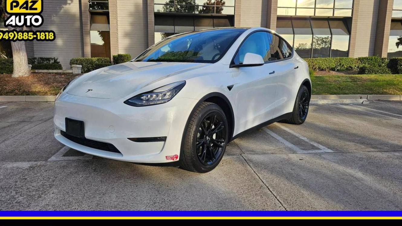 TESLA MODEL Y 2021 5YJYGDEE5MF079523 image